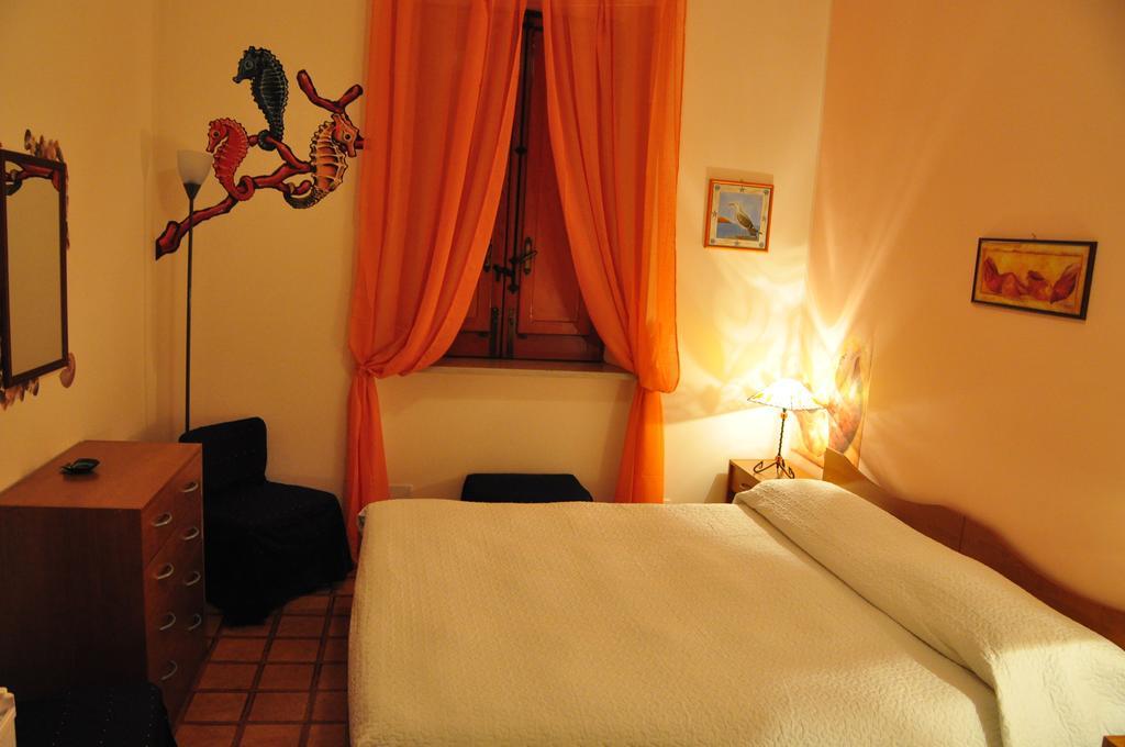 B&B Baia Delle Sirene Giardini Naxos Bilik gambar